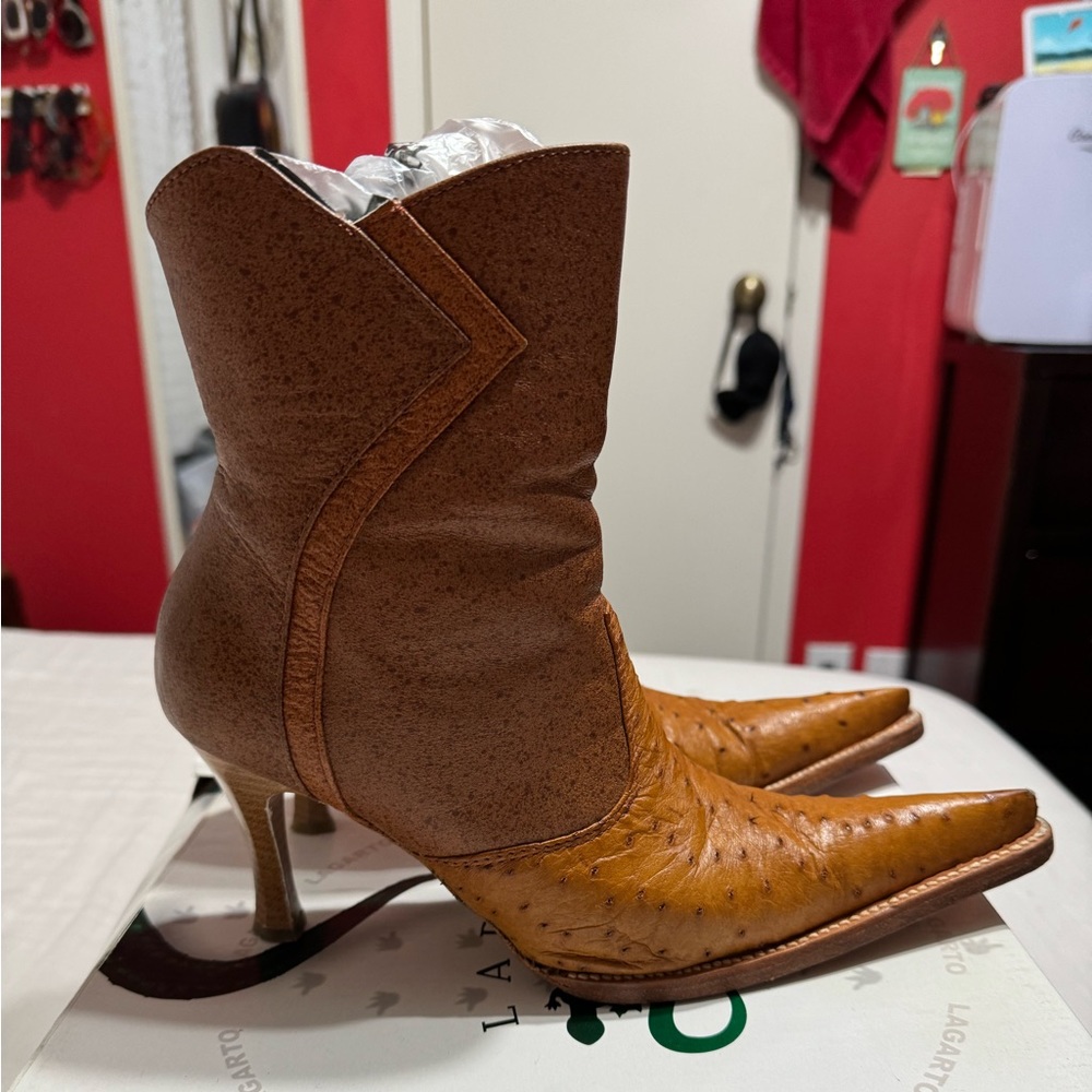Lady Lagarto Ostrich Leather Heeled Pointed Boots
